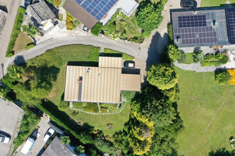 Charmantes Einfamilienhaus in einer sonnigen Lage in Brione s. Minusio – Foto 19 von 20
