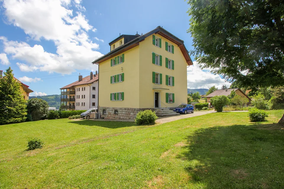 Ampio appartamento di 4.5 locali con 110 m2 e balcone