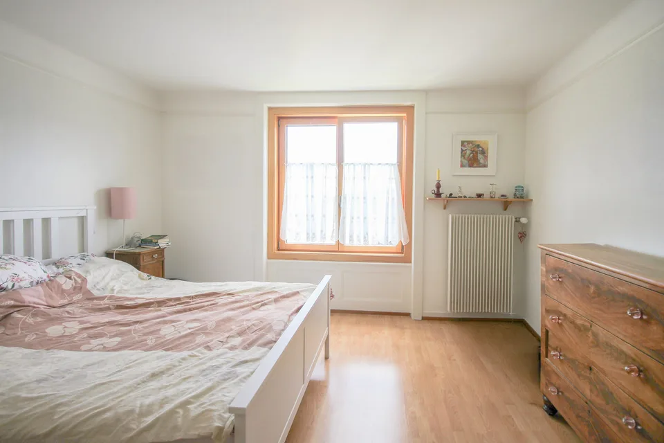 Geräumige 4.5-Zimmer-Wohnung mit 110 m2 und Balkon – Foto 13 von 13