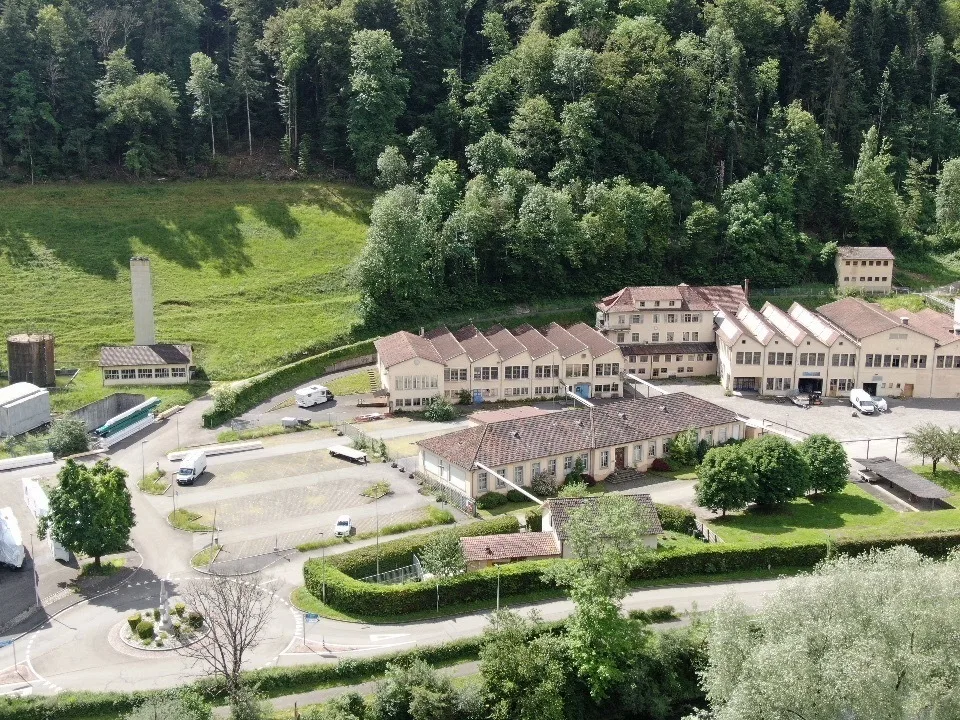 SPÉCIAL INVESTISSEURS - Site industriel 23'000 m² à vendre