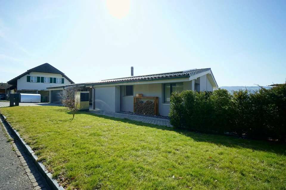 High-quality 6.5-room single-family house with modern expansion in top location – photo 25 of 25