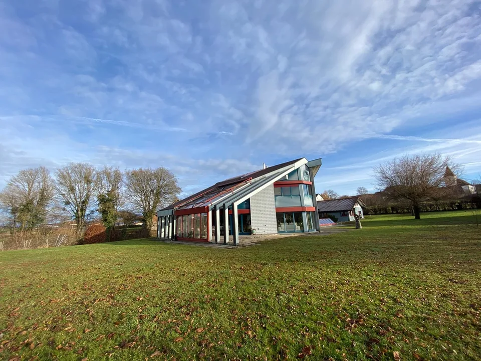 Villa, Bure - 679000