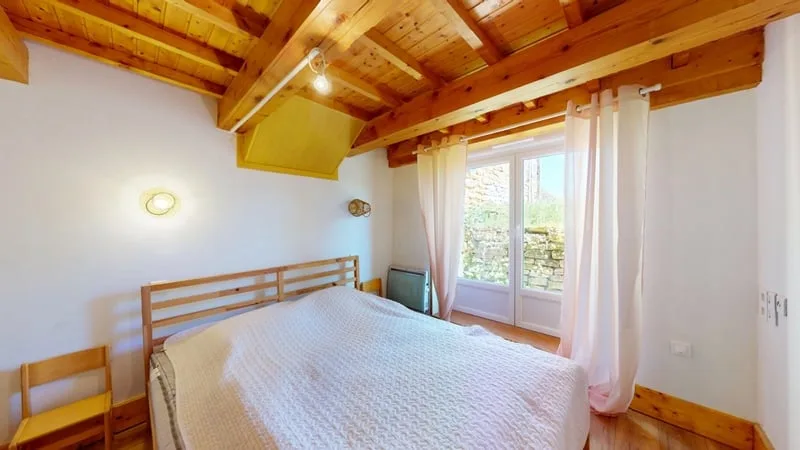 Casa incantevole con possibilità di affittare e locazione, 8 locali
