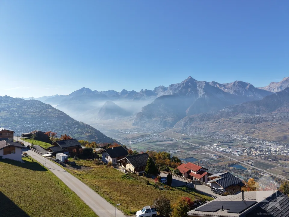 Appartamento di 3.5 locali a Veysonnaz con terrazza e prato