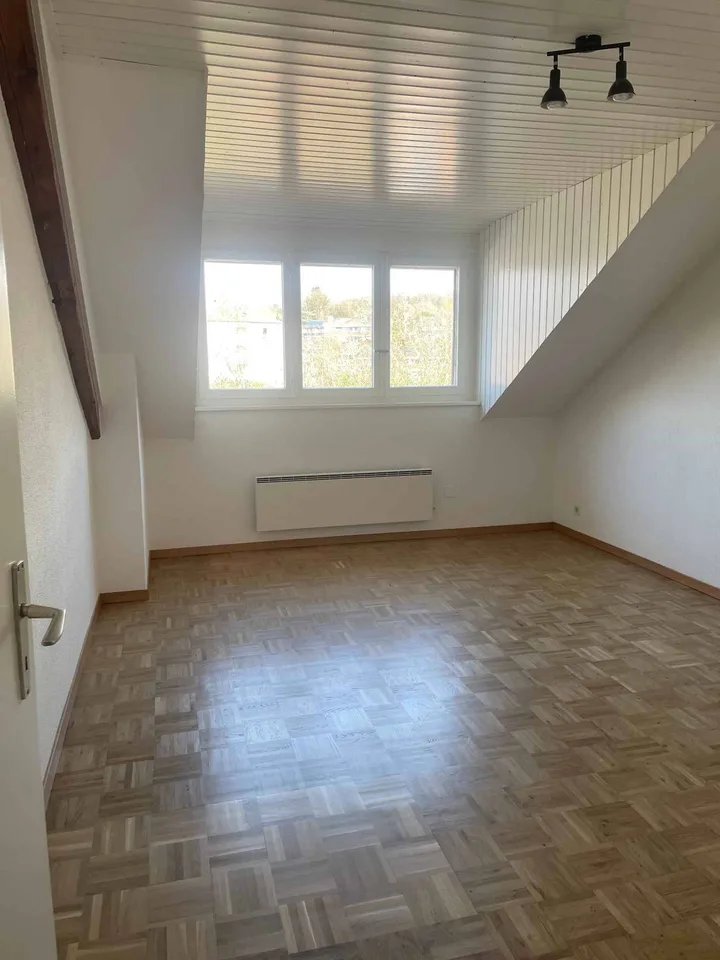 Wohngebäude mit Rendite in La Sarraz