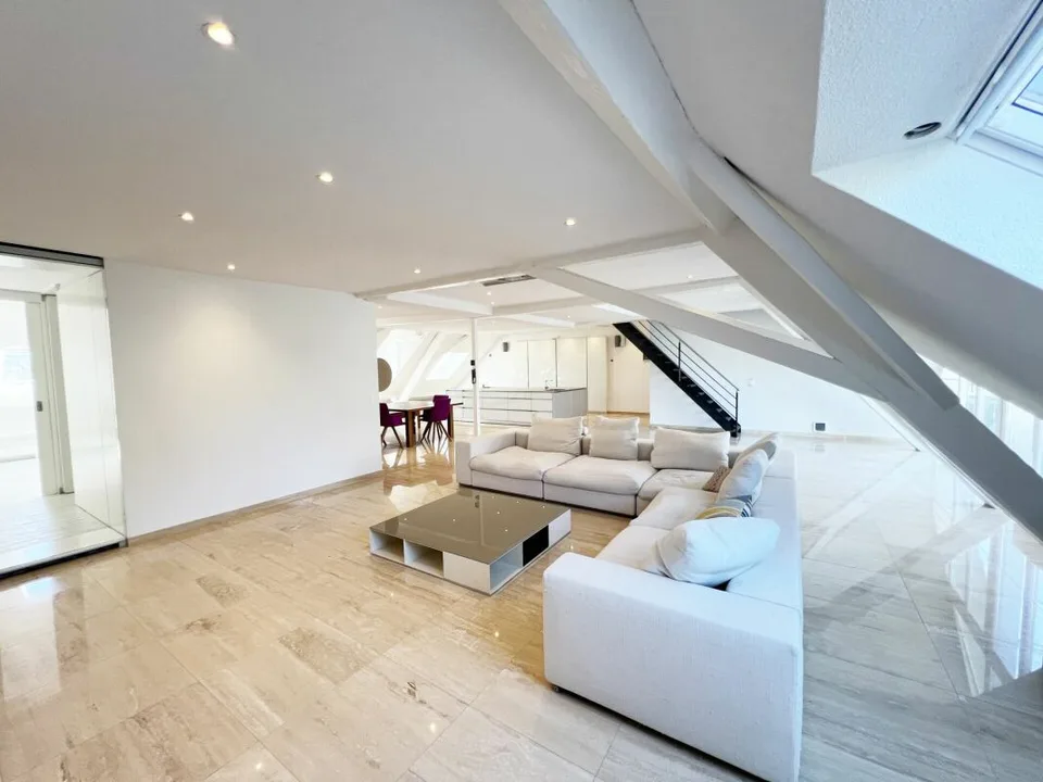 Mietkauf möglich - Charmante Maisonette-Dachwohnung mit Stil und Charakter