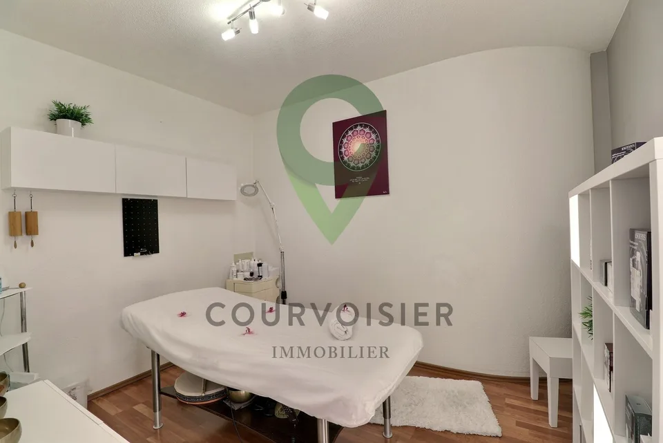 Opportunité d'acquérir 2 locaux commerciaux