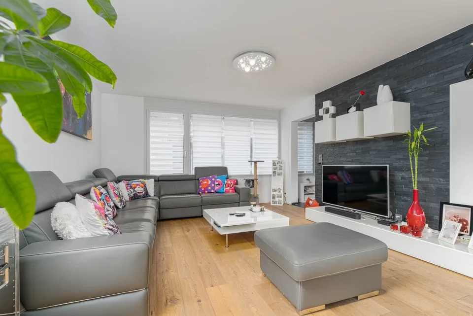 Villa contemporanea / 5,5 locali / Sion / riferimento 10252589 / Esclusività