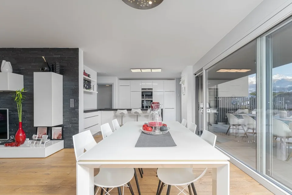 Villa contemporanea / 5,5 locali / Sion / riferimento 10252589 / Esclusività
