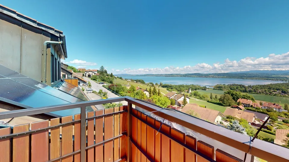 Appartement de 4.5 pièces avec vue lac à Vully-les-Lacs