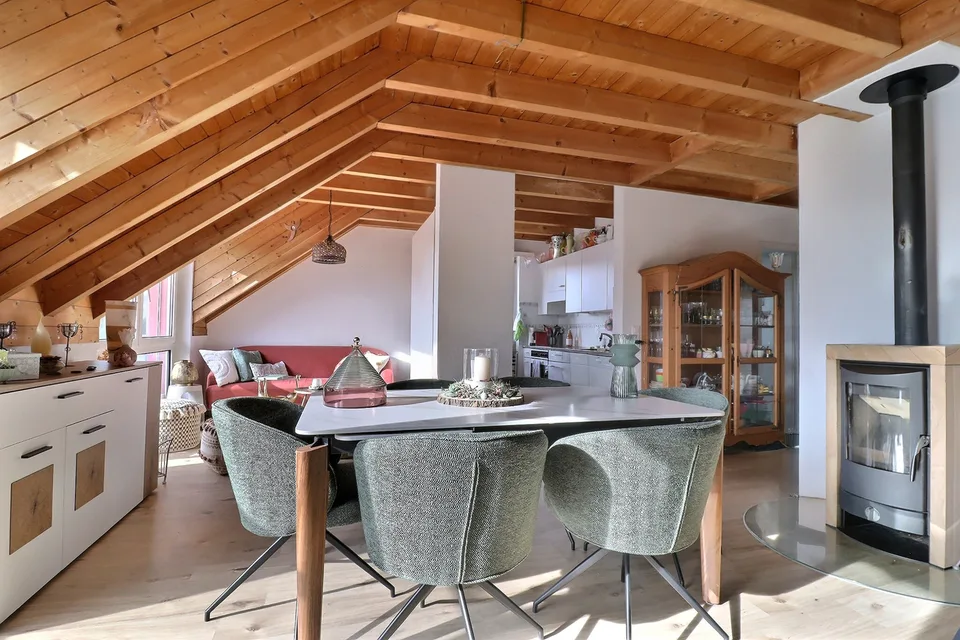 Duplex exclusif de 5.5 pièces en attique avec belle terrasse
