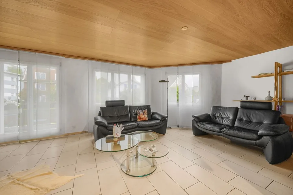 Appartement de 6,5 pièces dans un excellent emplacement - pour les familles qui apprécient l'espace