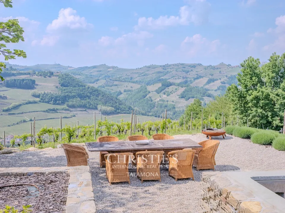 Casa Sole ? Landhaus mit Weinberg und Panoramablick, Cossano Belbo