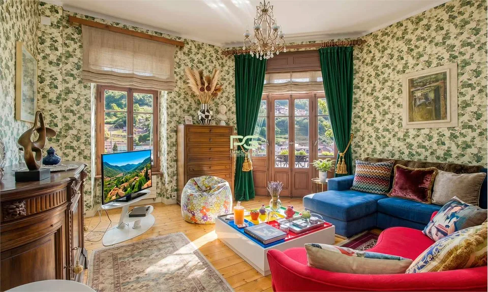 Villa di 2 appartamenti con piscina e dependance – foto 6 di 13