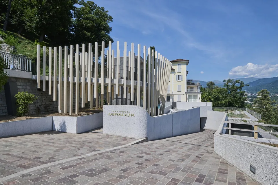 Bellissimo 3,5 Locali con  grande Giardino presso la RESIDENZA MIRADOR
