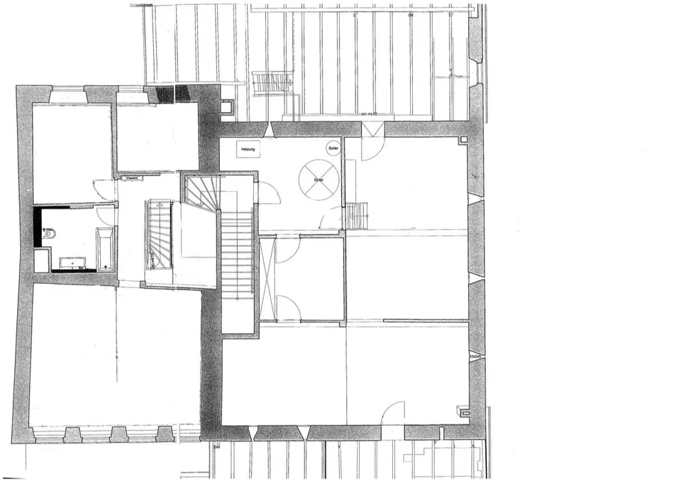 Casa multifamiliare rurale con 3 appartamenti nella zona centrale – foto 15 di 18
