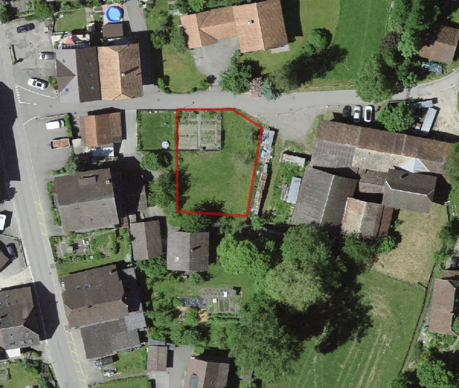 Building plot in an idyllic village