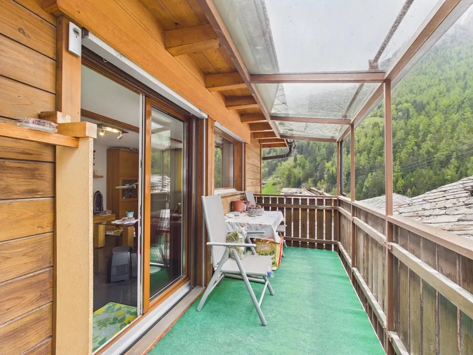 Unique attic apartment with Alpine panorama near Zermatt – photo 10 of 14
