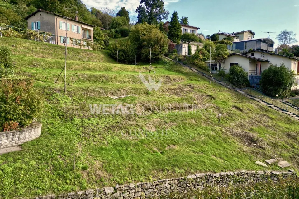 Lugano-Neggio: Baugrundstück von 1'137 m² mit Blick auf den Luganersee zu verkaufen