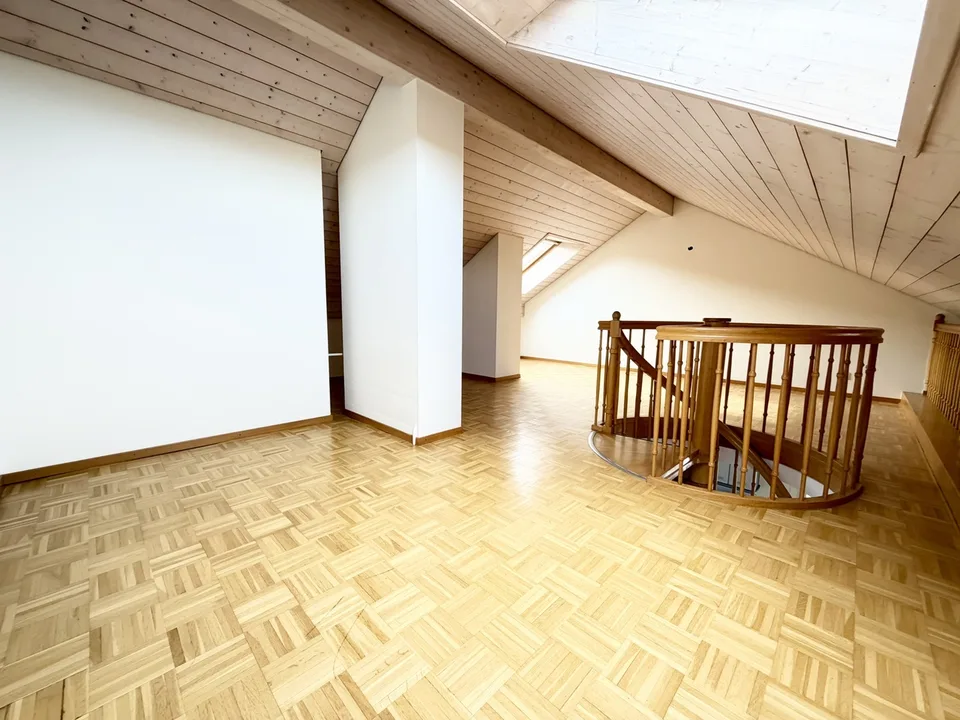 Wohnung mit 4.5 Zimmern und 155 m2 mit freier Sicht auf den See – Foto 8 von 13