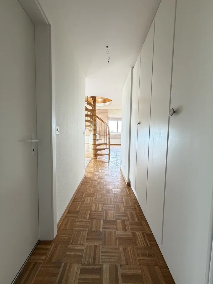Wohnung mit 4.5 Zimmern und 155 m2 mit freier Sicht auf den See – Foto 6 von 13
