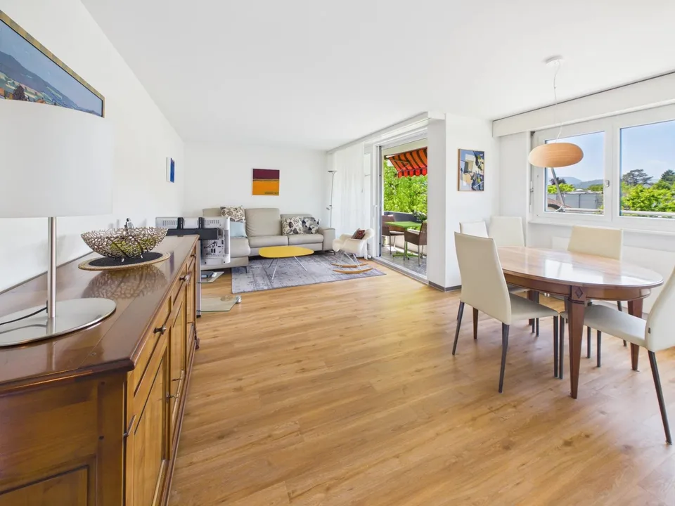 Ultimo piano ristrutturato con vista libera ? 4,5 locali pronti per essere occupati – foto 11 di 13