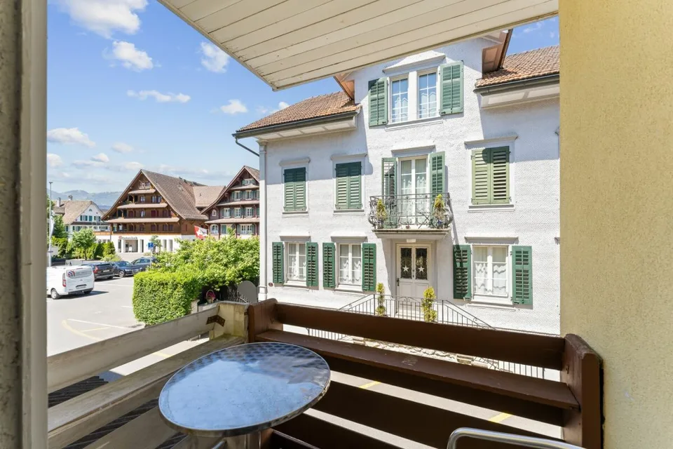 Maison d'habitation avec pub
