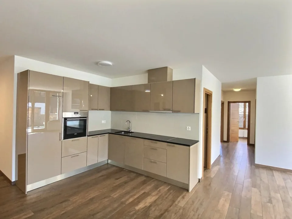 25 13 Bright 4.5 rooms with terrace in Chesières in PPE Soleil