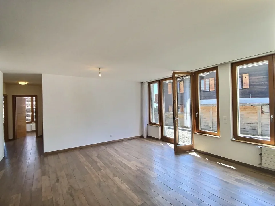 25 13 Bright 4.5 rooms with terrace in Chesières in PPE Soleil