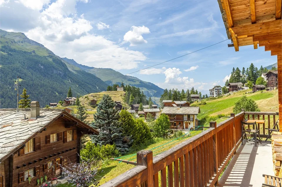 Magnifique chalet avec vue imprenable sur les Alpes