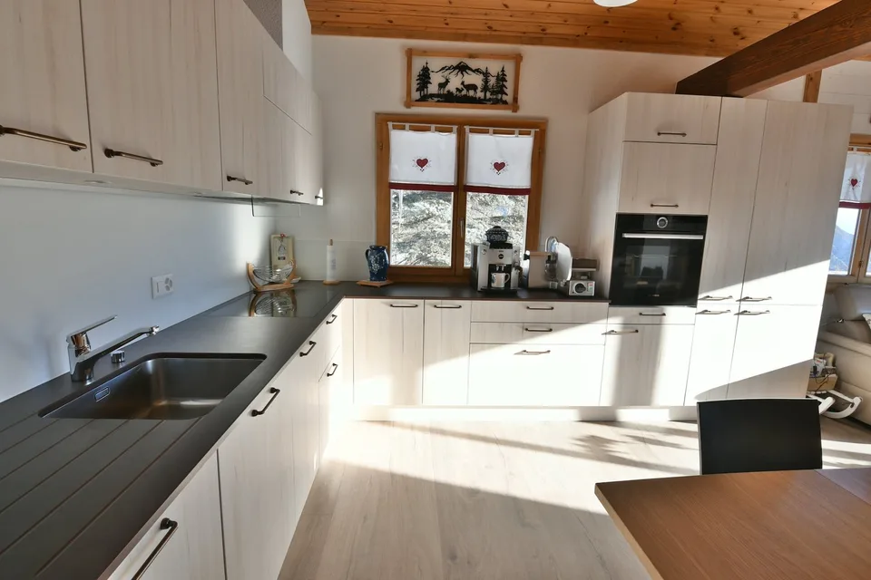 Magnifico duplex di 6.5 locali, ristrutturato, molto ben situato a Mayens-de-Chamoson - Ovronnaz/VS