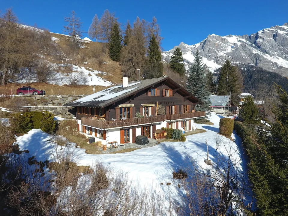 Magnificent 6.5-room duplex renovated, very well located in Mayens-de-Chamoson - Ovronnaz/VS – Foto 17 von 18