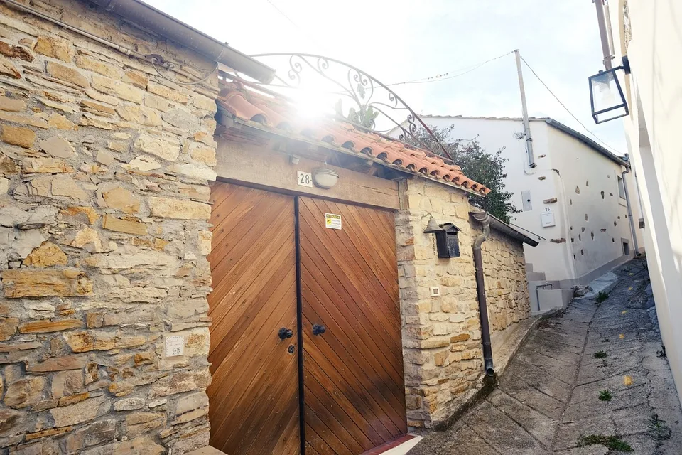 Ligurie : propriété de vacances complètement rénovée de 131 m², résidence secondaire ensoleillée en Italie – photo 13 sur 14