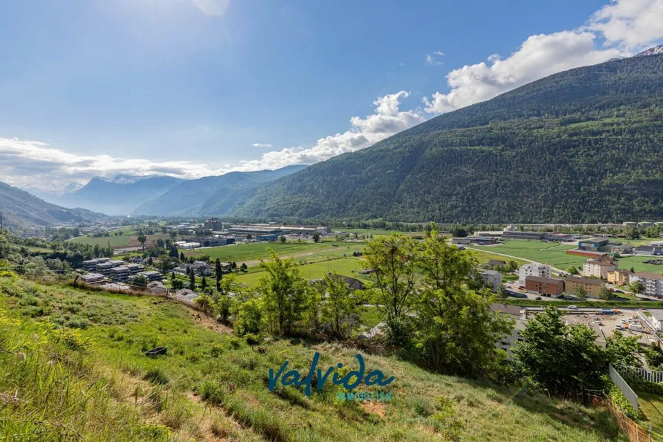Exklusive Bauparzelle in sonniger Bestlage von Steg