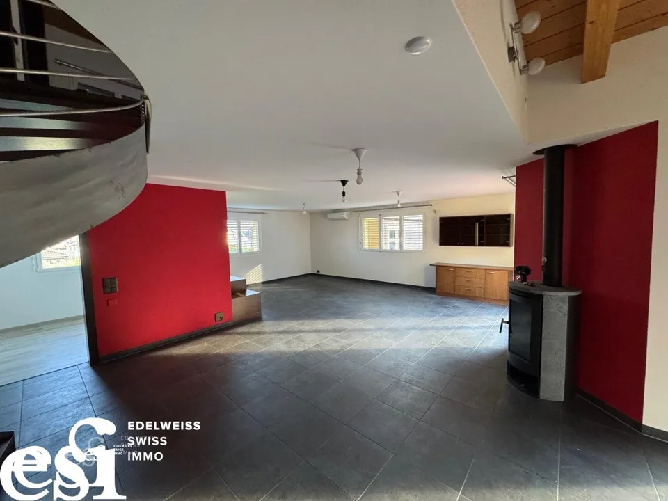 Villa individuale spaziosa di 5.5 locali e annesso a Muraz