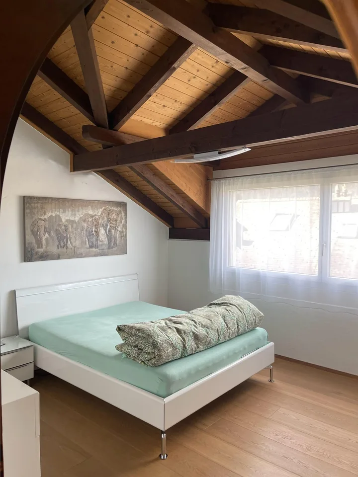 Maison de campagne de 7,5 pièces bien entretenue dans un quartier calme d'Ennetmoos – photo 6 sur 11