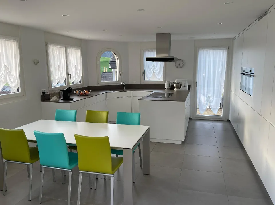 Maison de campagne de 7,5 pièces bien entretenue dans un quartier calme d'Ennetmoos – photo 7 sur 11