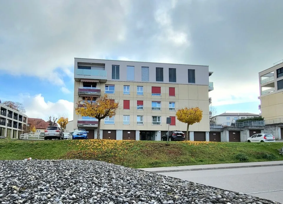 Appartement (2.5 pces + bureau) à deux pas du centre-ville de Romont