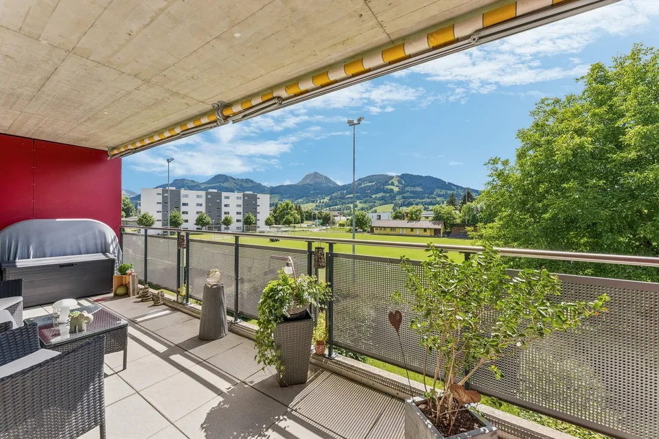 Bel appartement de 3.5 pièces avec balcon de 18 m² à La Tour-de-Trême