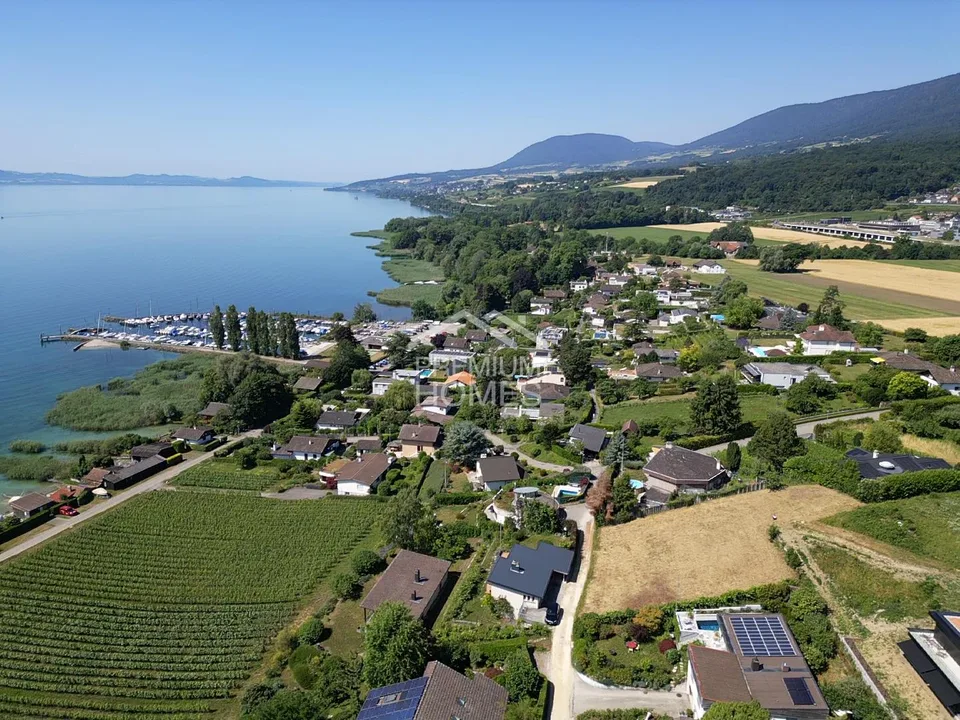 La vostra futura villa con vista lago