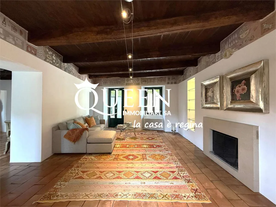 Muzzano: splendida villa di charme 6.5 locali con vista lago e ampio g