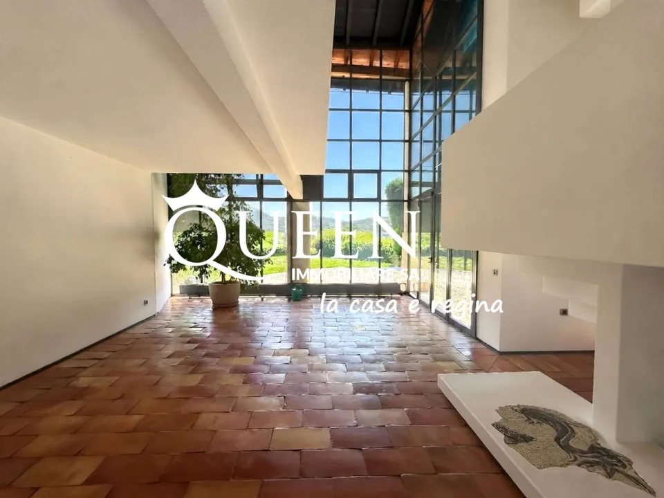 Muzzano: splendida villa di charme 6.5 locali con vista lago e ampio g