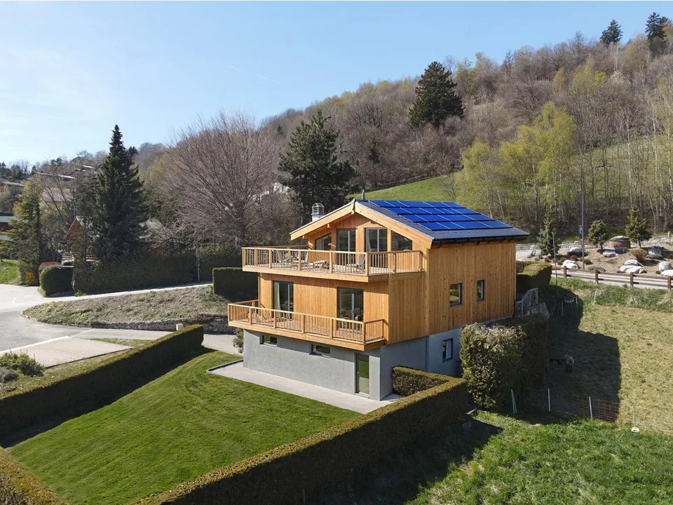 Chalet di 5,5 locali a Crans-Montana, settore Mollens - Vendita a stranieri