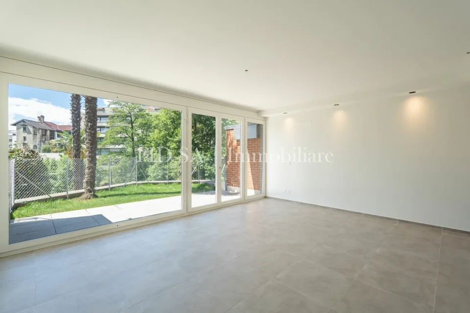 MINUSIO - Moderno appartamento duplex con vista nel verde