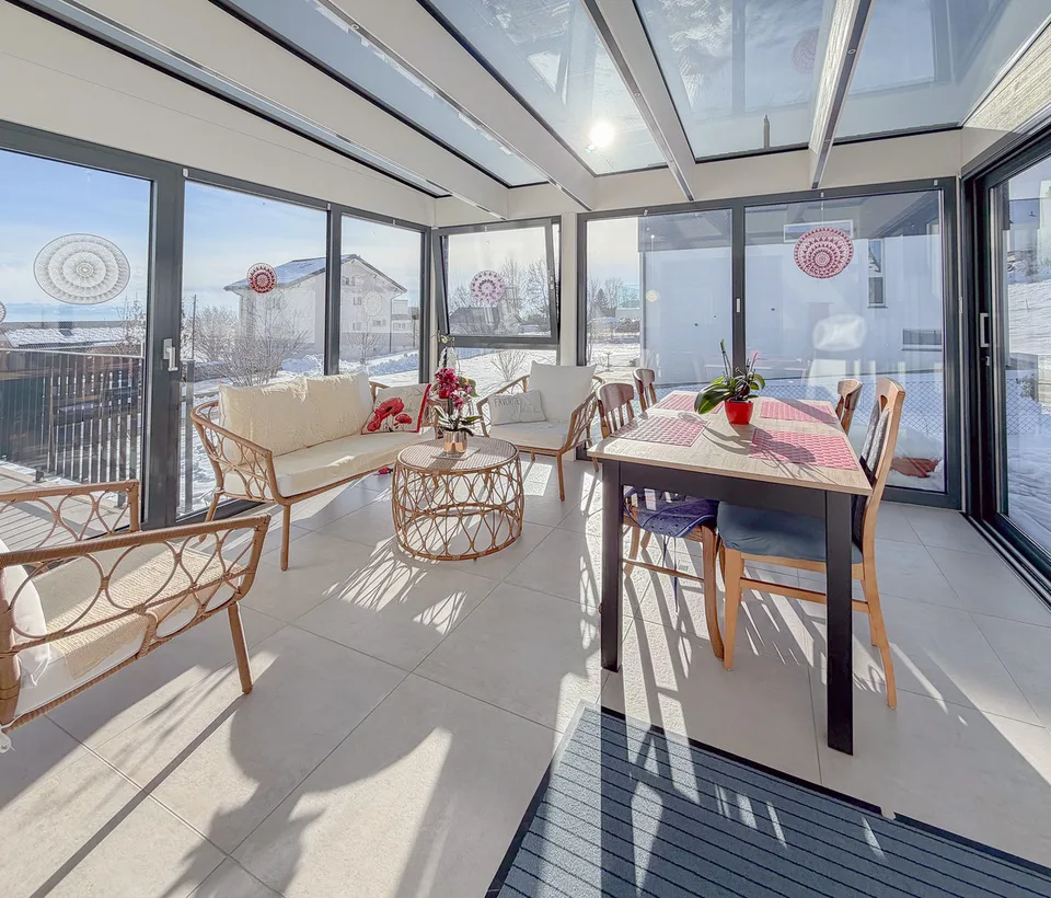 Einfamilienhaus mit 5.5 Zimmern, Veranda, Garage und Carport – Foto 11 von 13