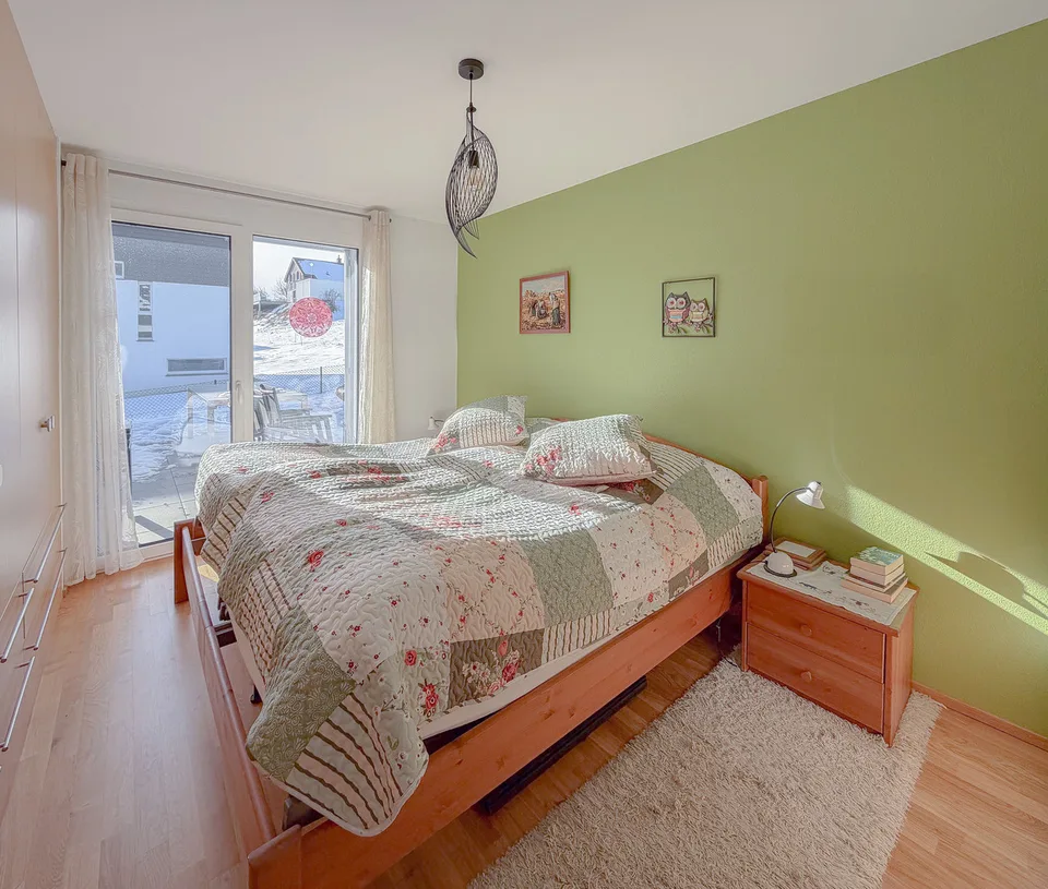 Einfamilienhaus mit 5.5 Zimmern, Veranda, Garage und Carport – Foto 12 von 13