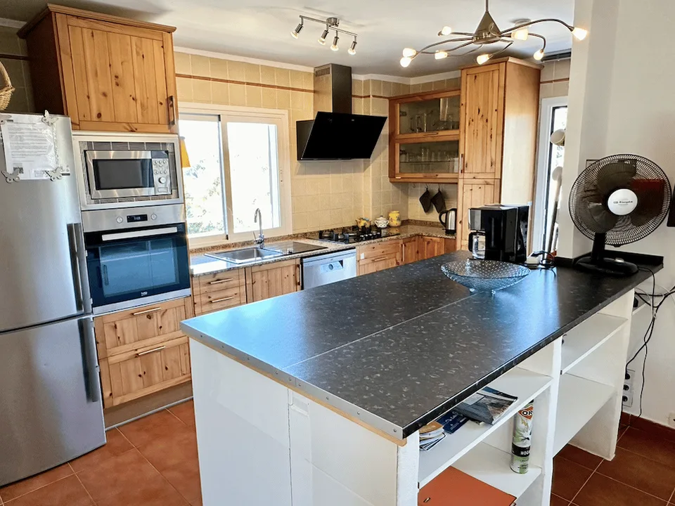 Proprietà fantastica con piscina e licenza di locatore per 8 persone! – foto 19 di 30