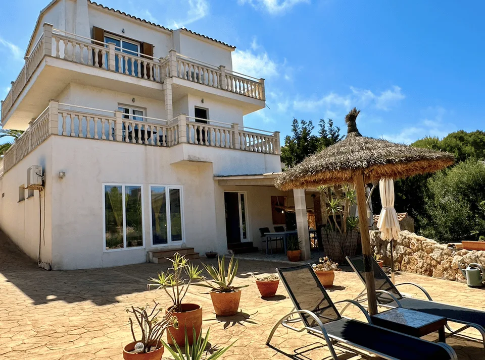 Proprietà fantastica con piscina e licenza di locatore per 8 persone! – foto 9 di 30