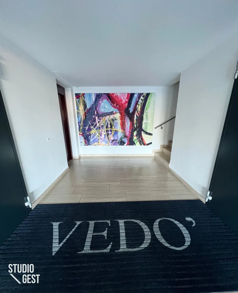 Attico di prestigio con accesso privato – foto 6 di 25