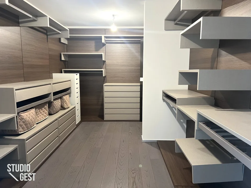 Attico di prestigio con accesso privato – foto 19 di 25